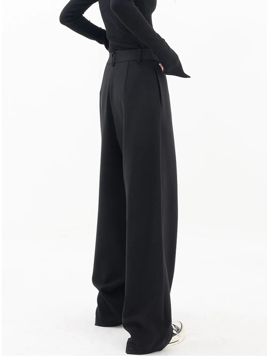 Marlene - Avant -Garde Pants: Reinvented Elegance